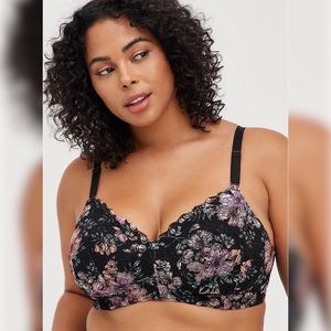 5. |NWT| 360 Back Smoothing Lightly Lined Everyday Wire-Free Bra